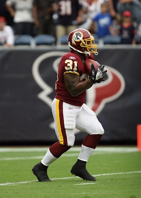 国米vs拉齐奥：劳塔罗搭档博尼，巴雷拉、恰尔汗奥卢出战